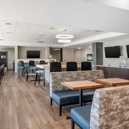 Comfort Inn & Suites Clarksville - Louisville North Εξωτερικό φωτογραφία